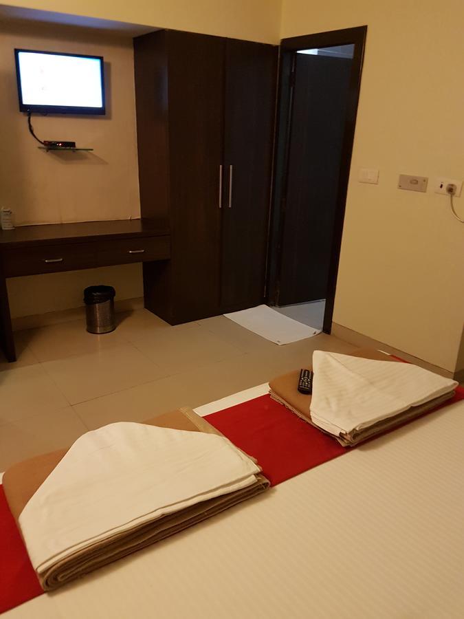 Shelter Hotel ลัคเนา ภายนอก รูปภาพ